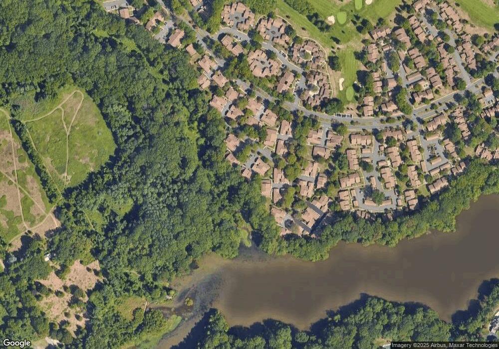 34 Ellsworth Ct, Red Bank, NJ 07701 - photo 1