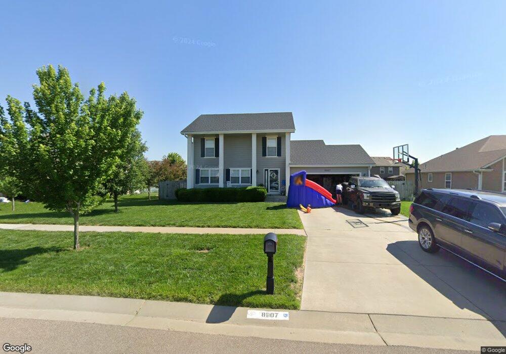 8007 SW 27th St, Topeka, KS 66614 - photo 1