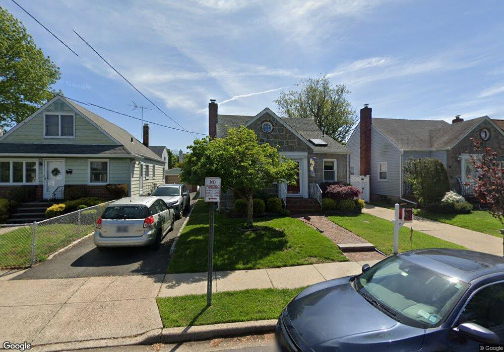 164 Daffodil Ave, Franklin Square, NY 11010 - photo 1