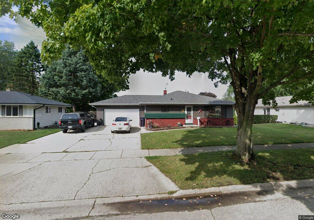 1414 Roosevelt Ave, Janesville, WI 53546 - photo 1