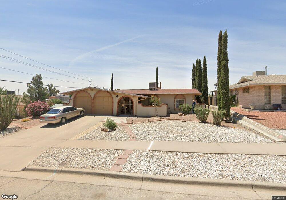 10636 Riverwood Dr, El Paso, TX 79935 - photo 1