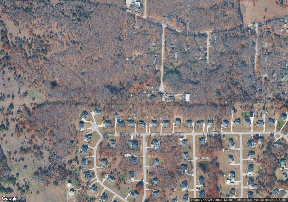 107 Yancey Ln, Azle, TX 76020 - photo 1