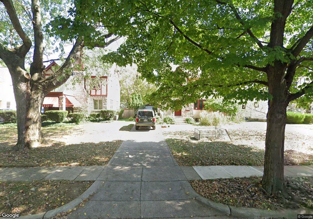 1002 S Cassingham Rd, Columbus, OH 43209 - photo 1