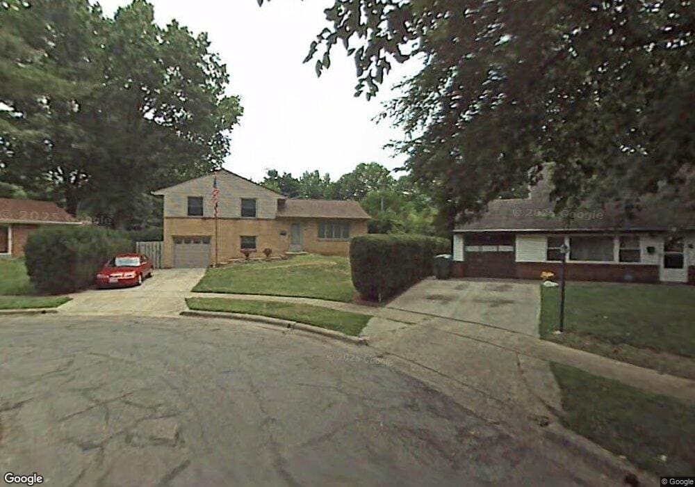 4665 Shady Lane Ct, Columbus, OH 43227 - photo 1