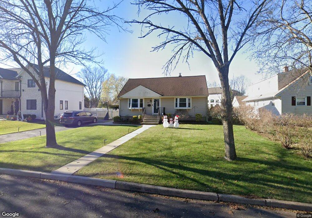 263 Hoppers Ln, Paramus, NJ 07652 - photo 1