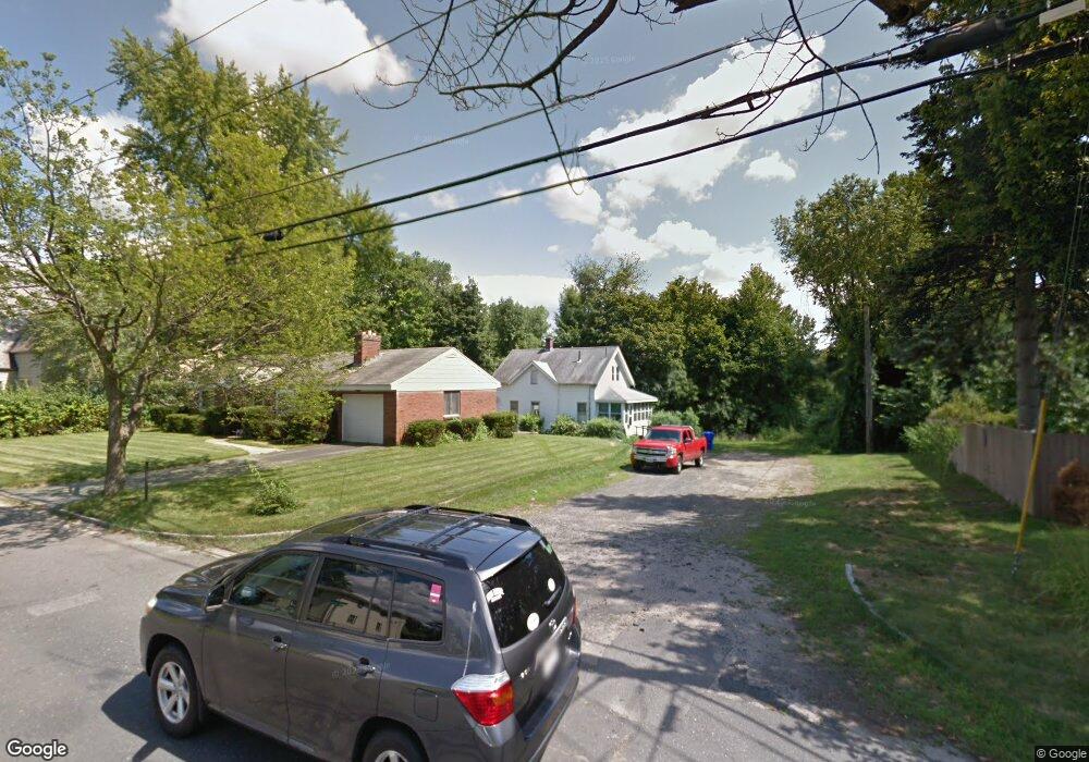 57 Leavitt St, Springfield, MA 01109 - photo 1