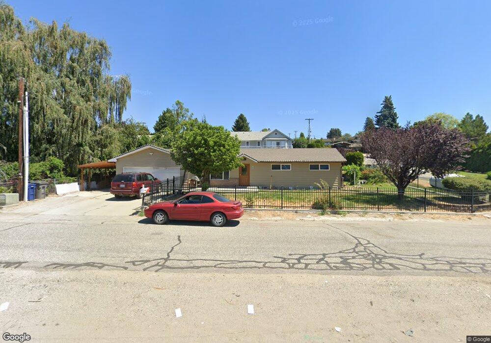 1701 Sunset Hwy N, East Wenatchee, WA 98802 - photo 1