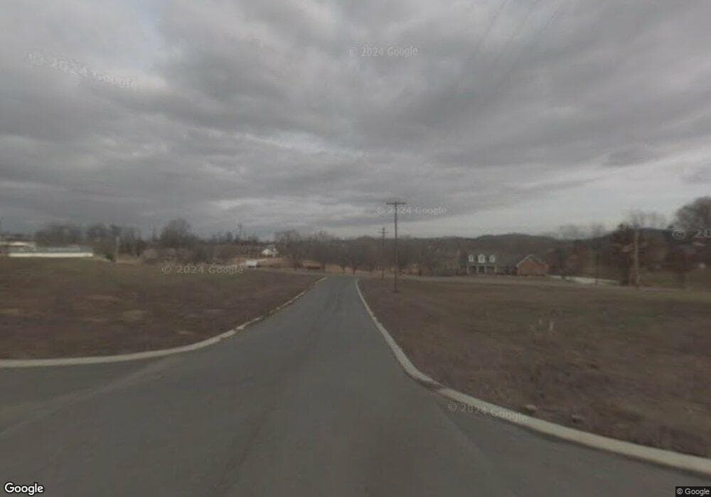 10 Pocahontas Ln, Rutledge, TN 37861 - photo 1