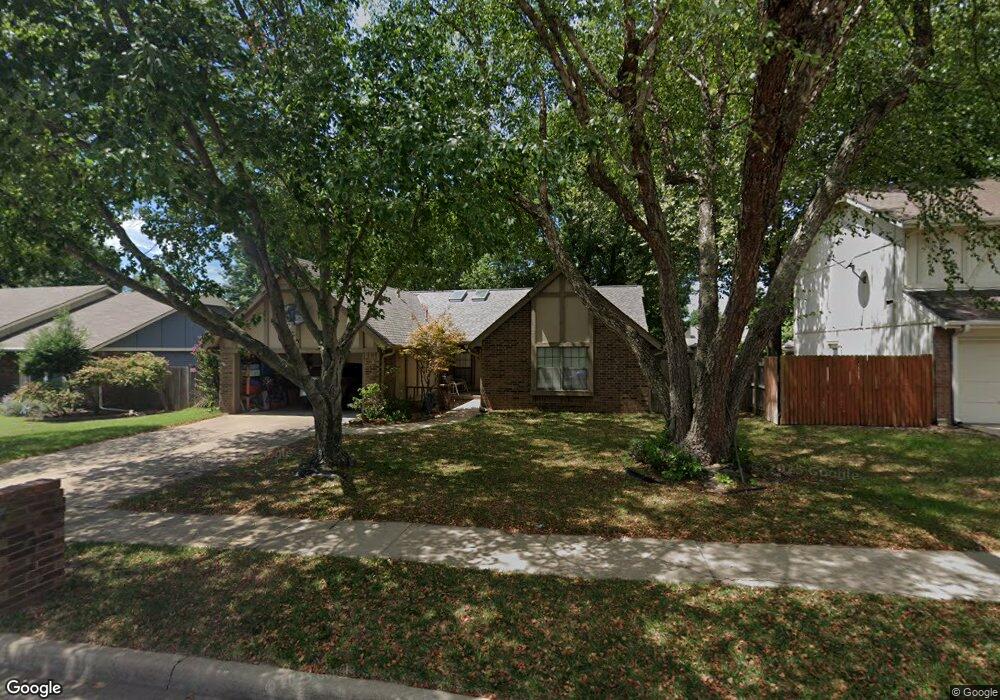 4908 S Narcissus Ave, Broken Arrow, OK 74011 - photo 1