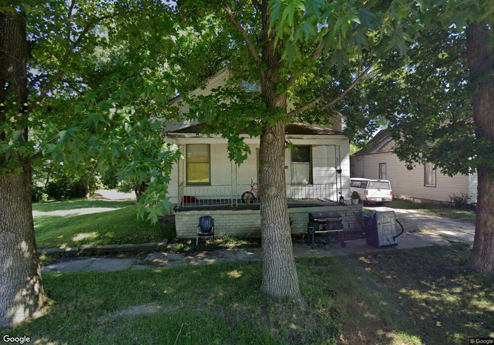 1309 Myra St, Moberly, MO 65270 - photo 1