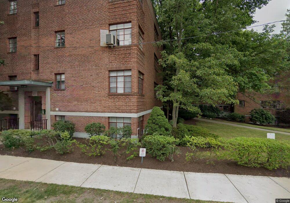 114 Evans Rd unit 4, Brighton, MA 02135 - photo 1