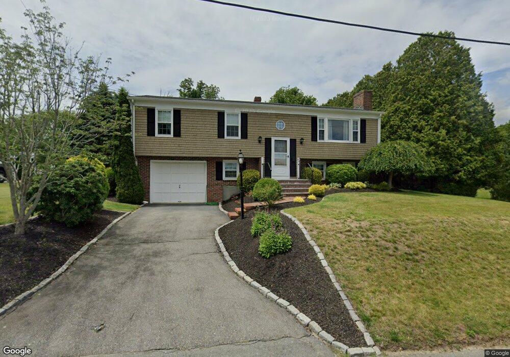 49 Longview Dr, North Dartmouth, MA 02747 - photo 1