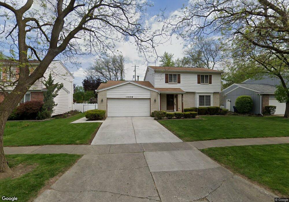 1908 Laurel Oak Dr, Flint, MI 48507 - photo 1