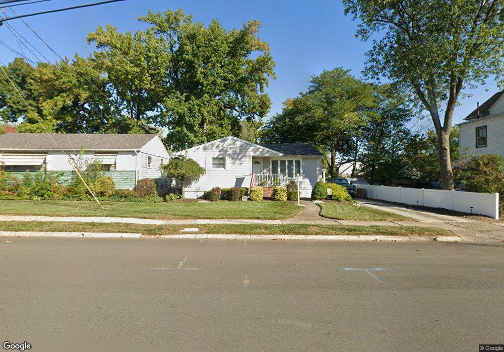 722 Ridgedale Ave, Woodbridge, NJ 07095 - photo 1