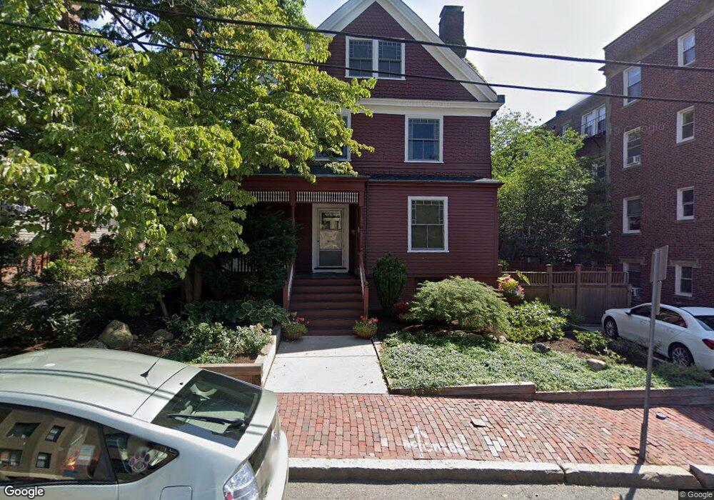 18 Agassiz St unit 2, Cambridge, MA 02140 - photo 1