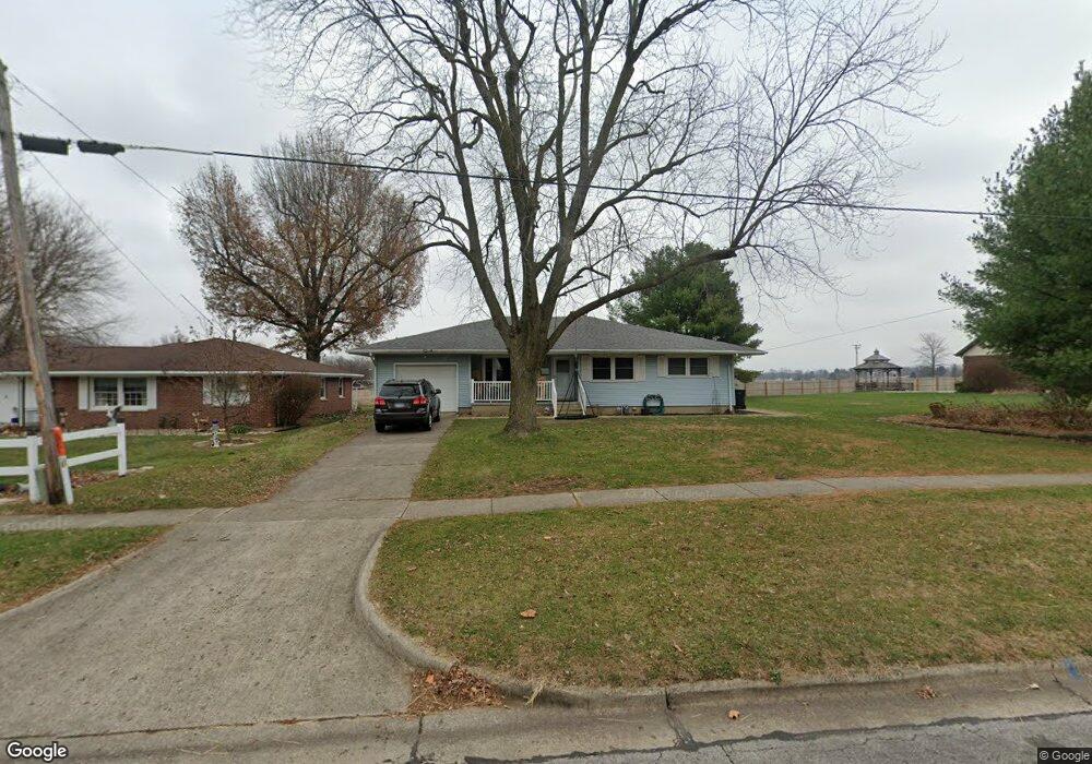 1608 S 9th St, Mattoon, IL 61938 - photo 1