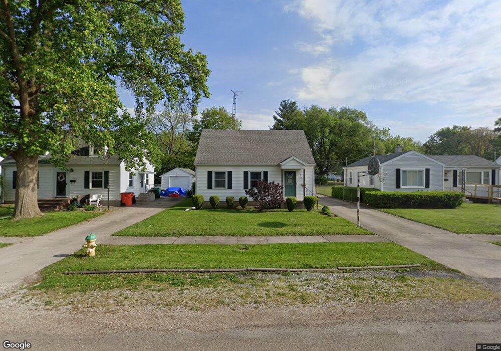 3204 Walnut Ave, Mattoon, IL 61938 - photo 1