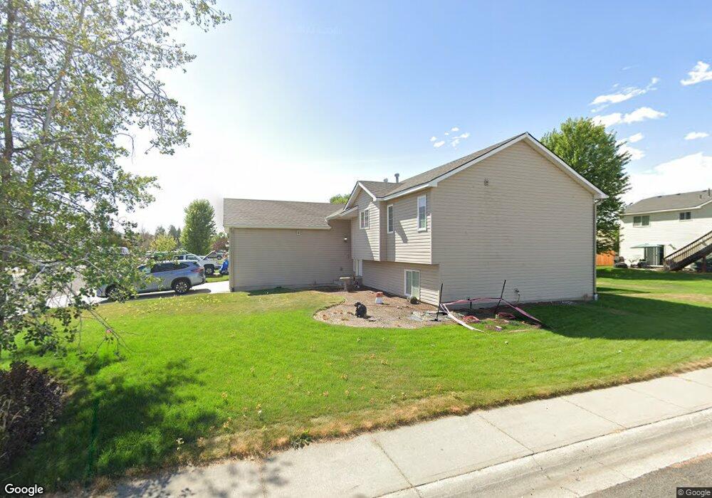 519 E Tara Lee Ave, Medical Lake, WA 99022 - photo 1