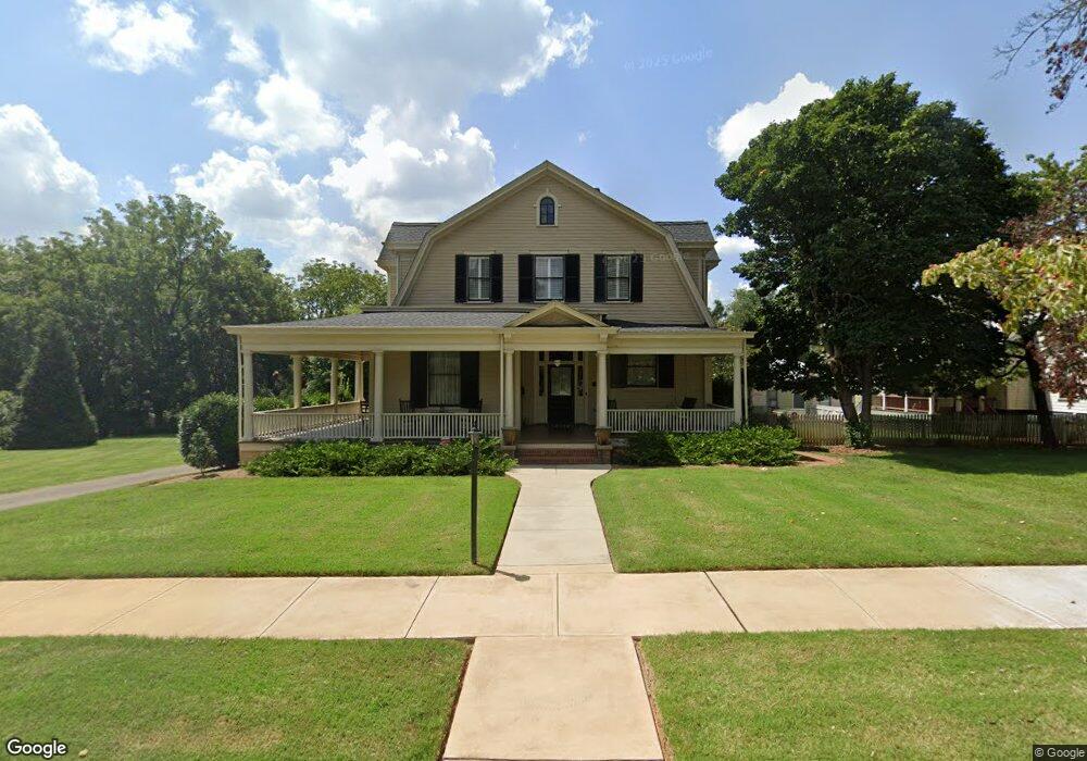 131 N Race St, Statesville, NC 28677 - photo 1