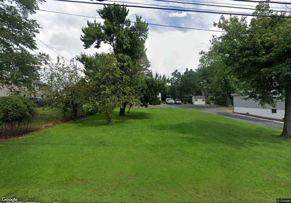 124 Chimney Rock Rd, Bridgewater, NJ 08807 - photo 1