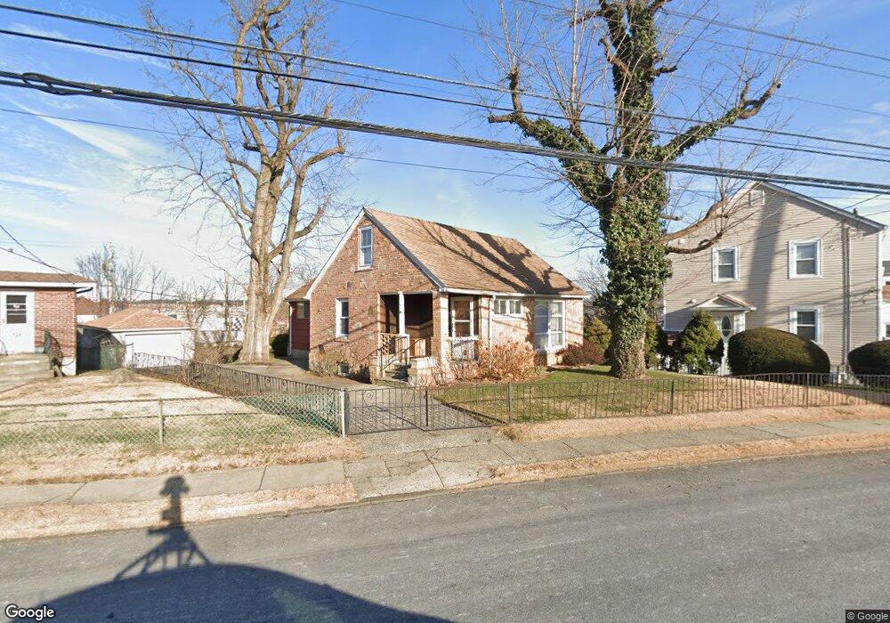 924 Mile Square Rd, Yonkers, NY 10704 - photo 1