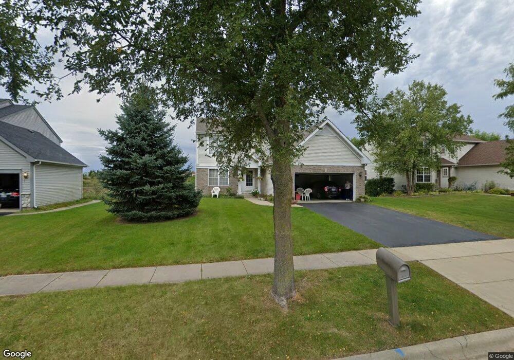 520 Lake Plumleigh Way, Algonquin, IL 60102 - photo 1