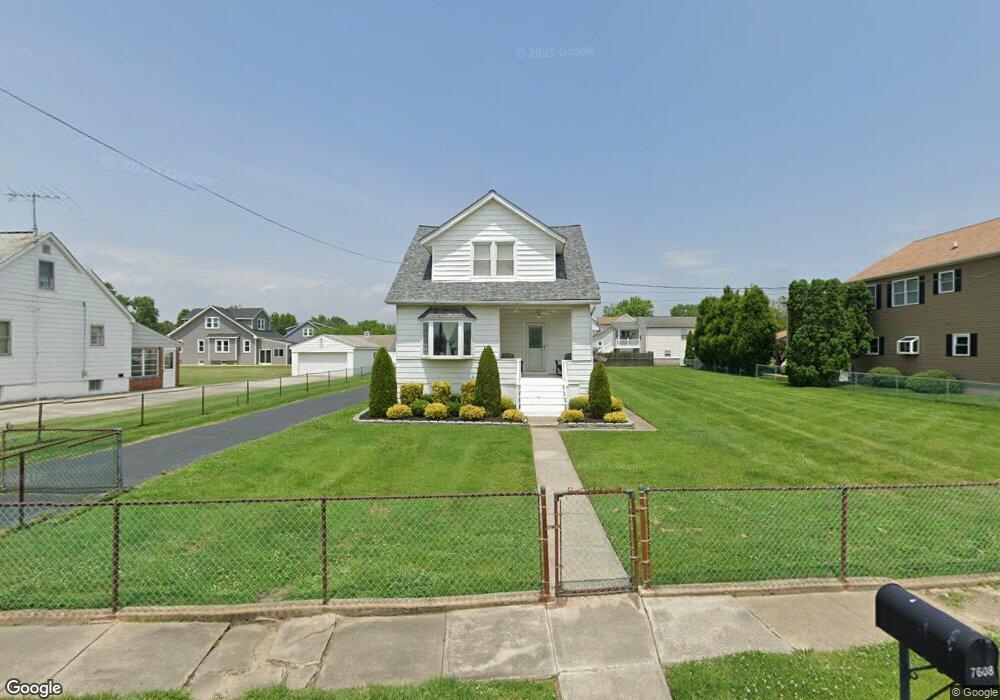 7608 Bayfront Rd, Sparrows Point, MD 21219 - photo 1