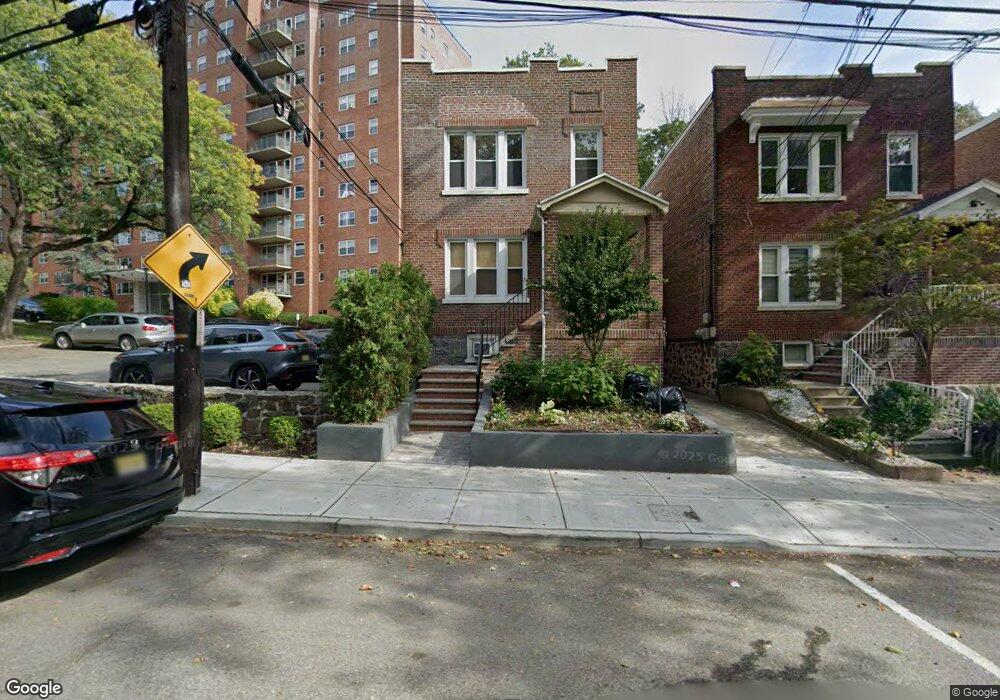 656 Jfk Blvd E unit Penthouse, Weehawken, NJ 07086 - photo 1