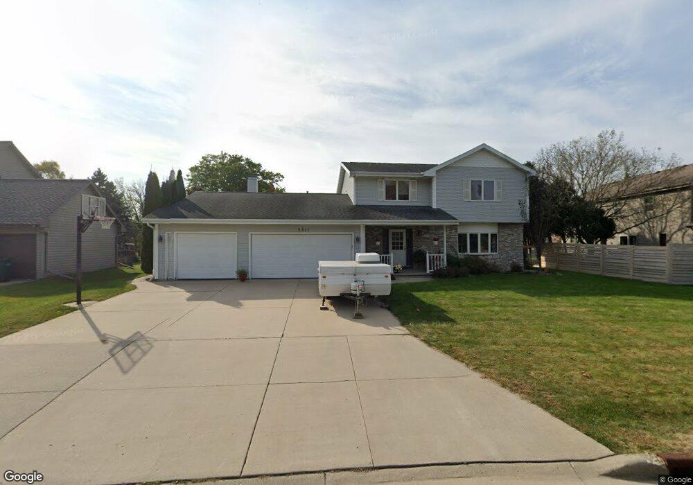 2311 W Spring Hollow Dr, Appleton, WI 54914 - photo 1