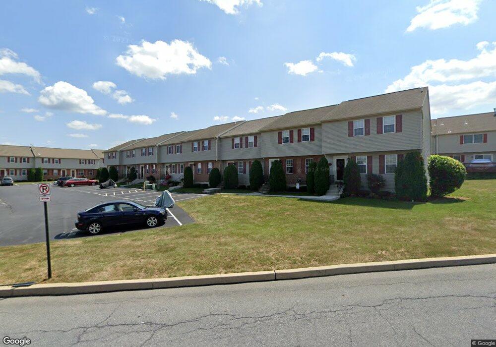 1127 Fredrick Blvd, Reading, PA 19605 - photo 1