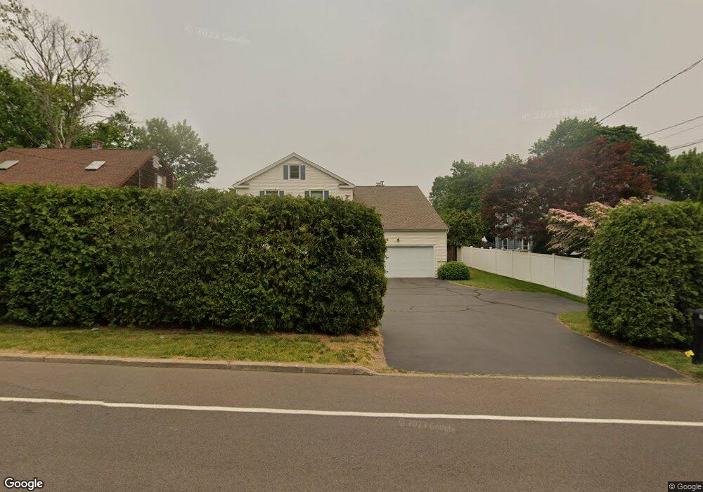 1822 Stratfield Rd, Fairfield, CT 06825 - photo 1