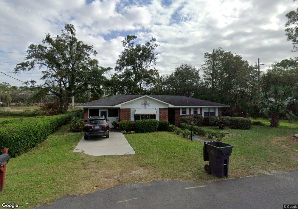 3908 Hill St, Brunswick, GA 31520 - photo 1