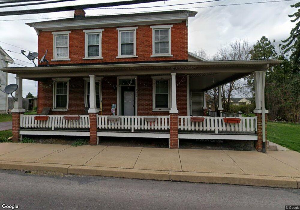 269 W Main St, New Holland, PA 17557 - photo 1