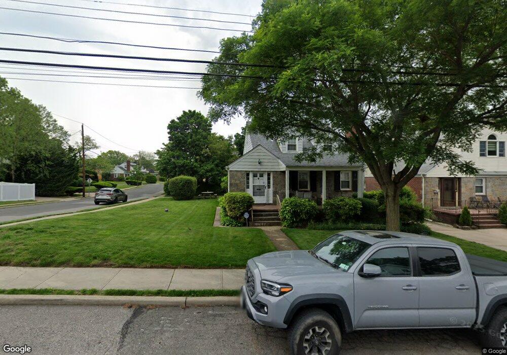 559 Adams Ave, West Hempstead, NY 11552 - photo 1