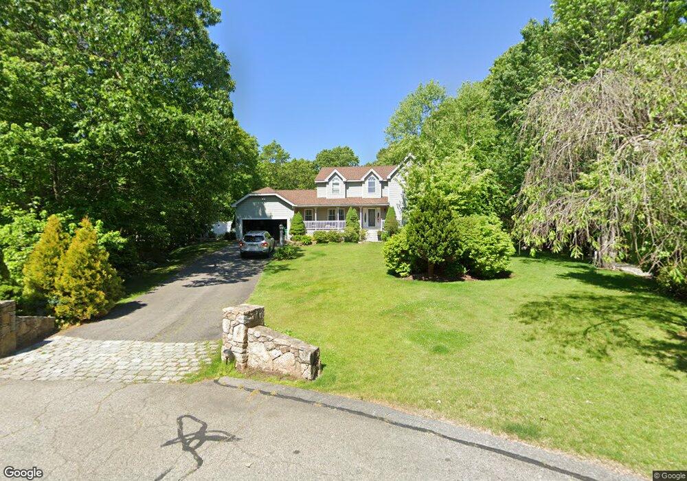 100 Tyler Dr, Uxbridge, MA 01569 - photo 1