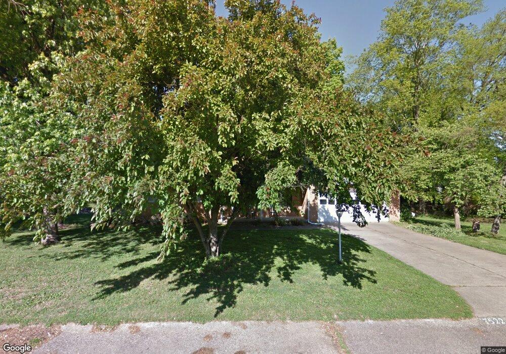 7522 Broadview Dr, Newburgh, IN 47630 - photo 1