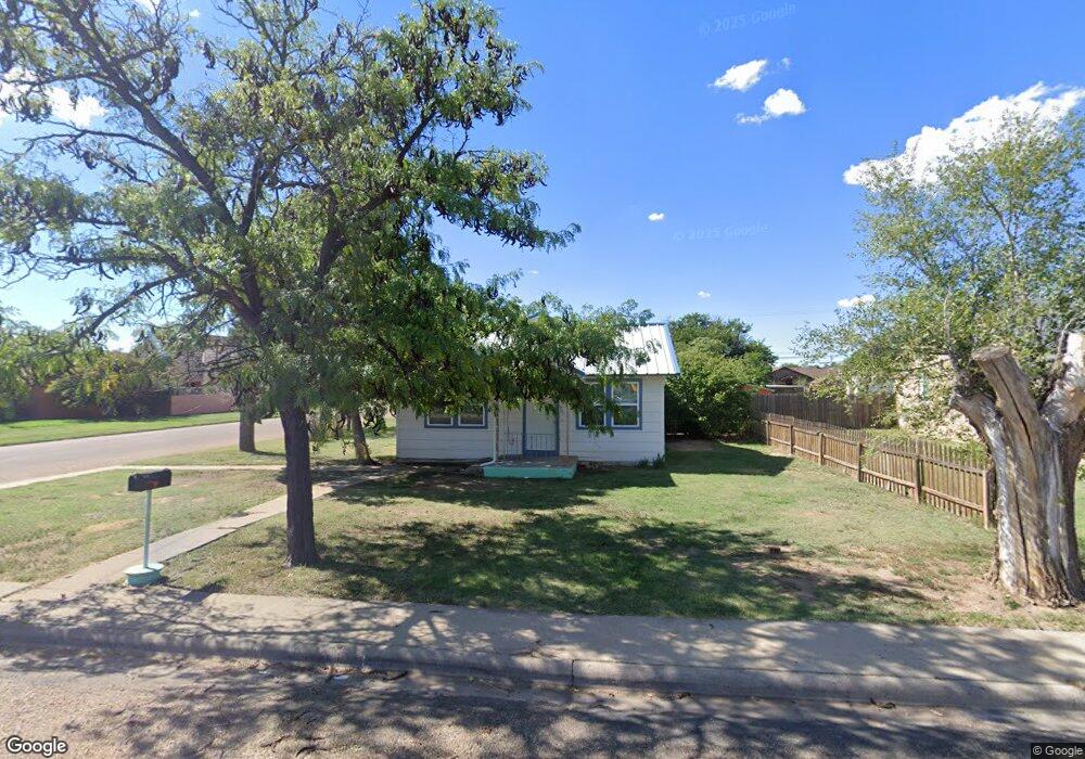 324 Beard Ave, Dumas, TX 79029 - photo 1