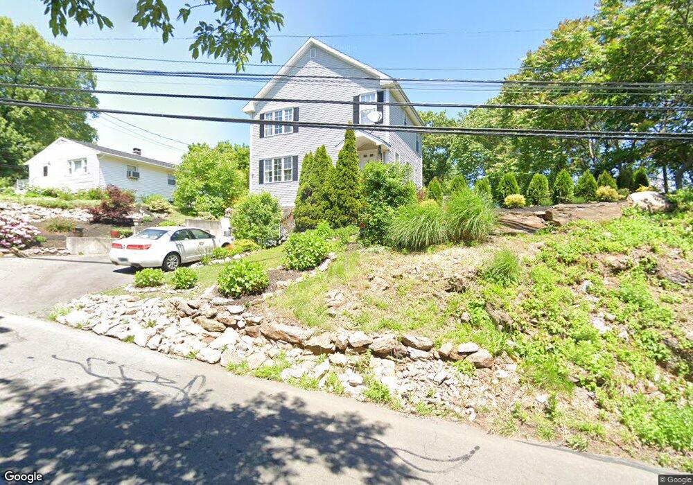 980 Chopsey Hill Rd, Bridgeport, CT 06606 - photo 1