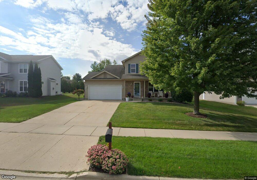 866 Ashworth Dr, Oregon, WI 53575 - photo 1