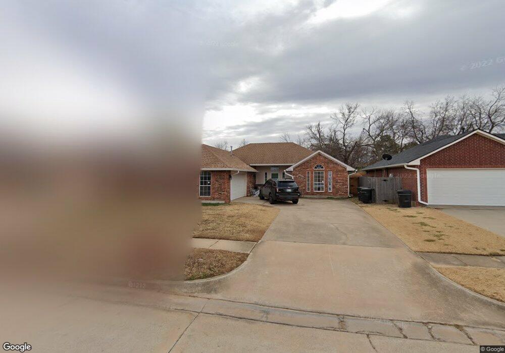 1212 NE 8th St, Moore, OK 73160 - photo 1