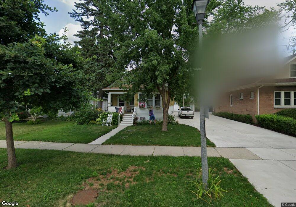 609 S Spring Rd, Elmhurst, IL 60126 - photo 1