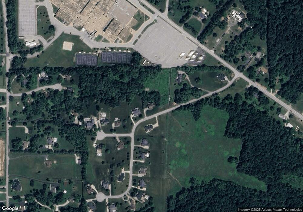 6010 Pebble Creek Dr, Floyds Knobs, IN 47119 - photo 1