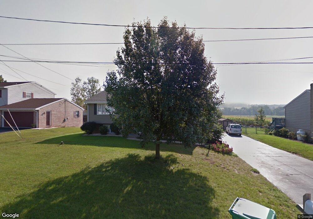 160 Milhouse Ave, Chambersburg, PA 17202 - photo 1