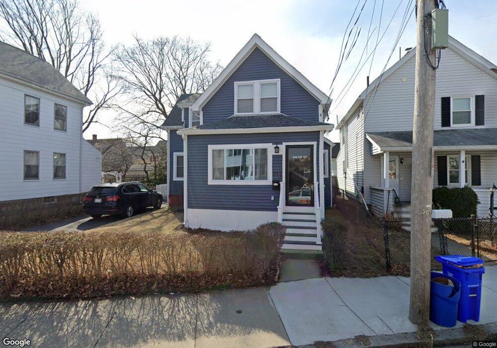 317 Lynn St unit 1, Malden, MA 02148 - photo 1