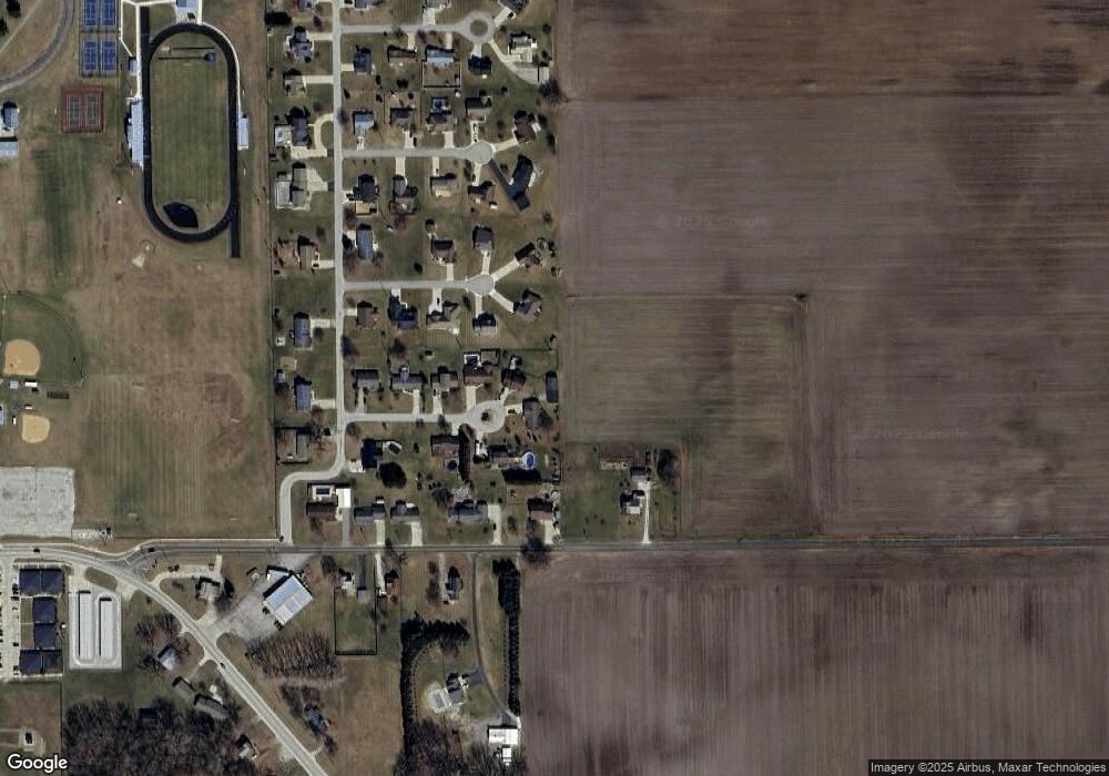 712 Pansy Ct, Bourbon, IN 46504 - photo 1