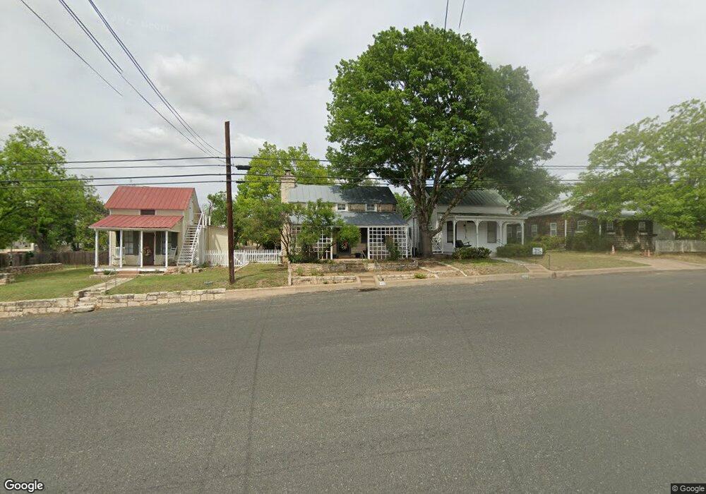 408 W San Antonio St, Fredericksburg, TX 78624 - photo 1