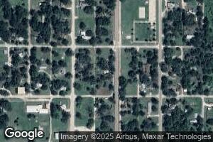 915 Commercial St, Altoona, KS 66710