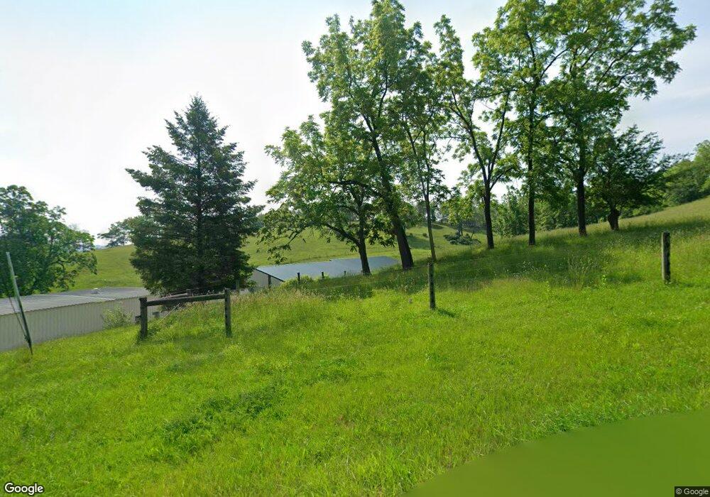 2128 Ranch Rd, Slatington, PA 18080 - photo 1