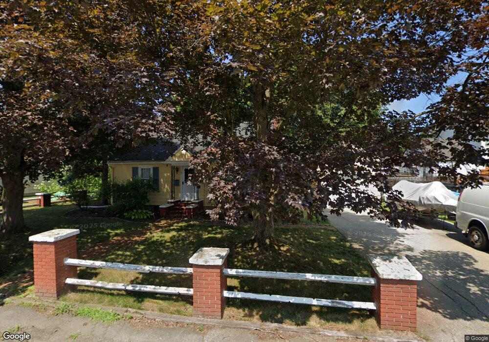 3 Norfolk St, Nashua, NH 03064 - photo 1