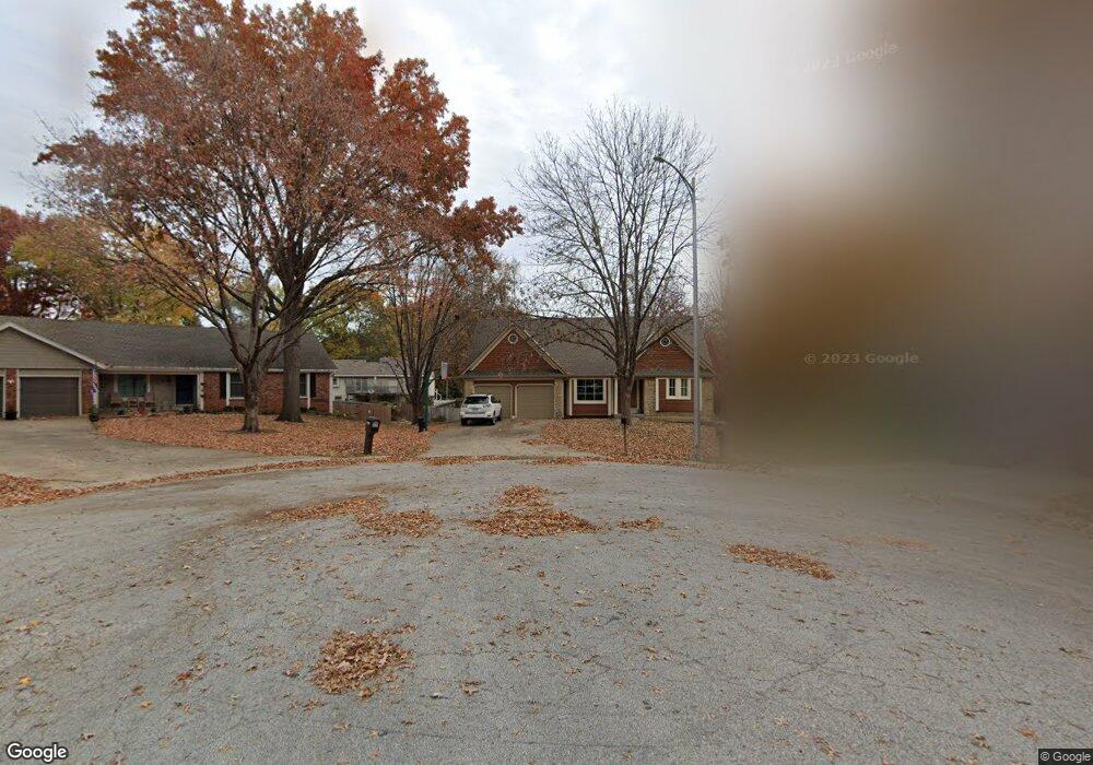5419 Goddard St, Shawnee, KS 66203 - photo 1